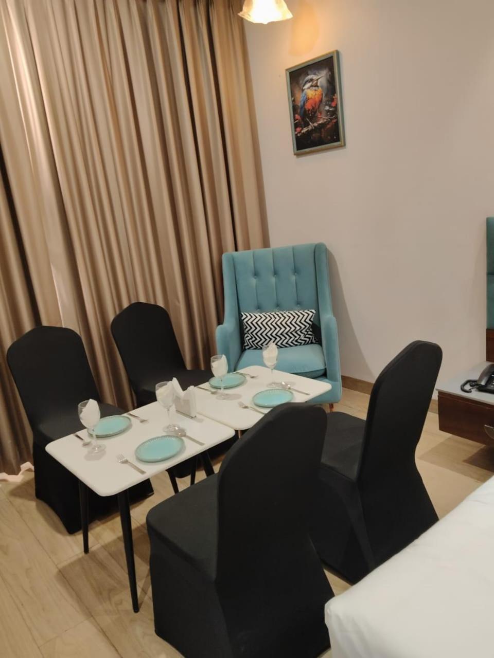 Hotel Midas Inn ماثورا المظهر الخارجي الصورة