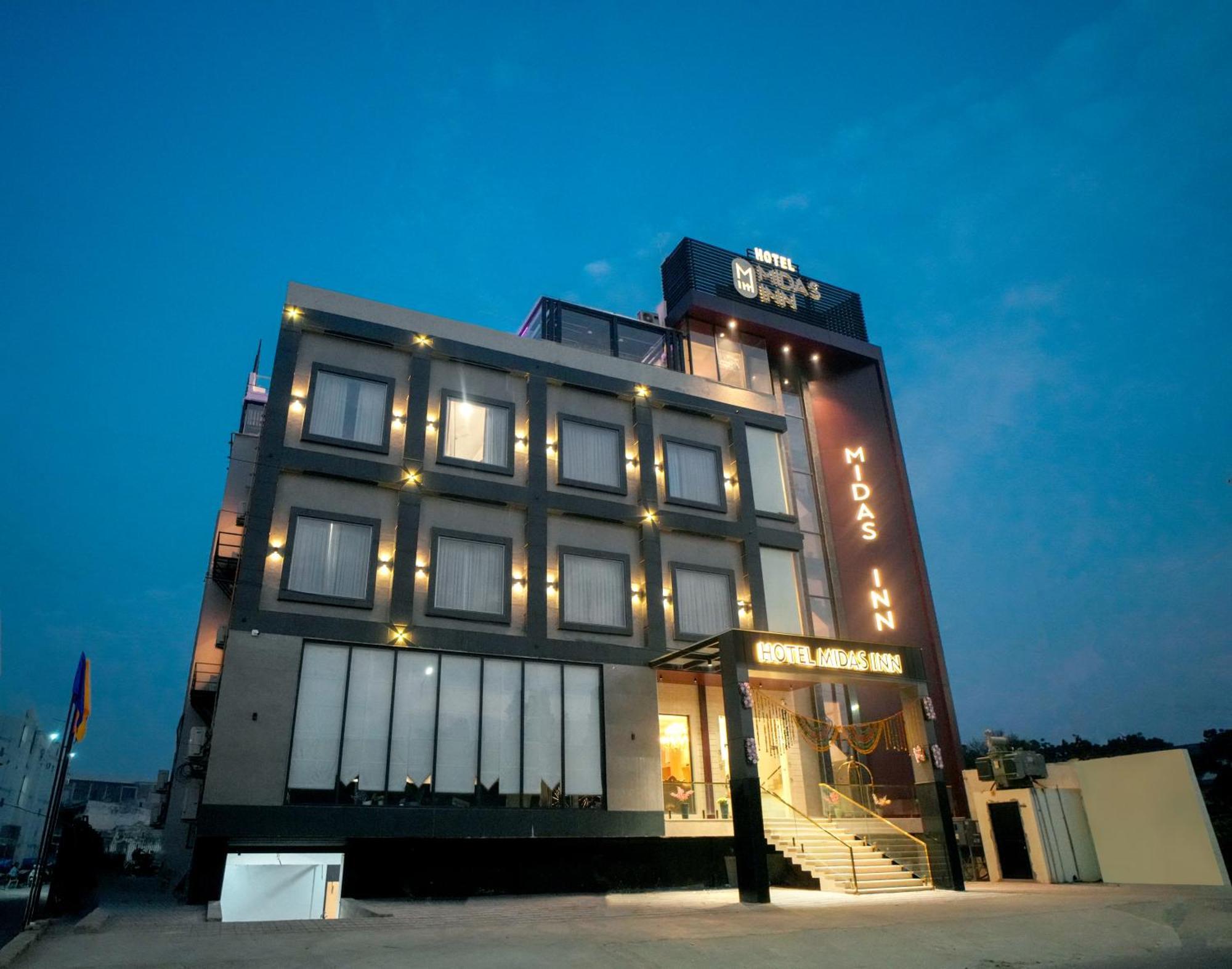 Hotel Midas Inn ماثورا المظهر الخارجي الصورة